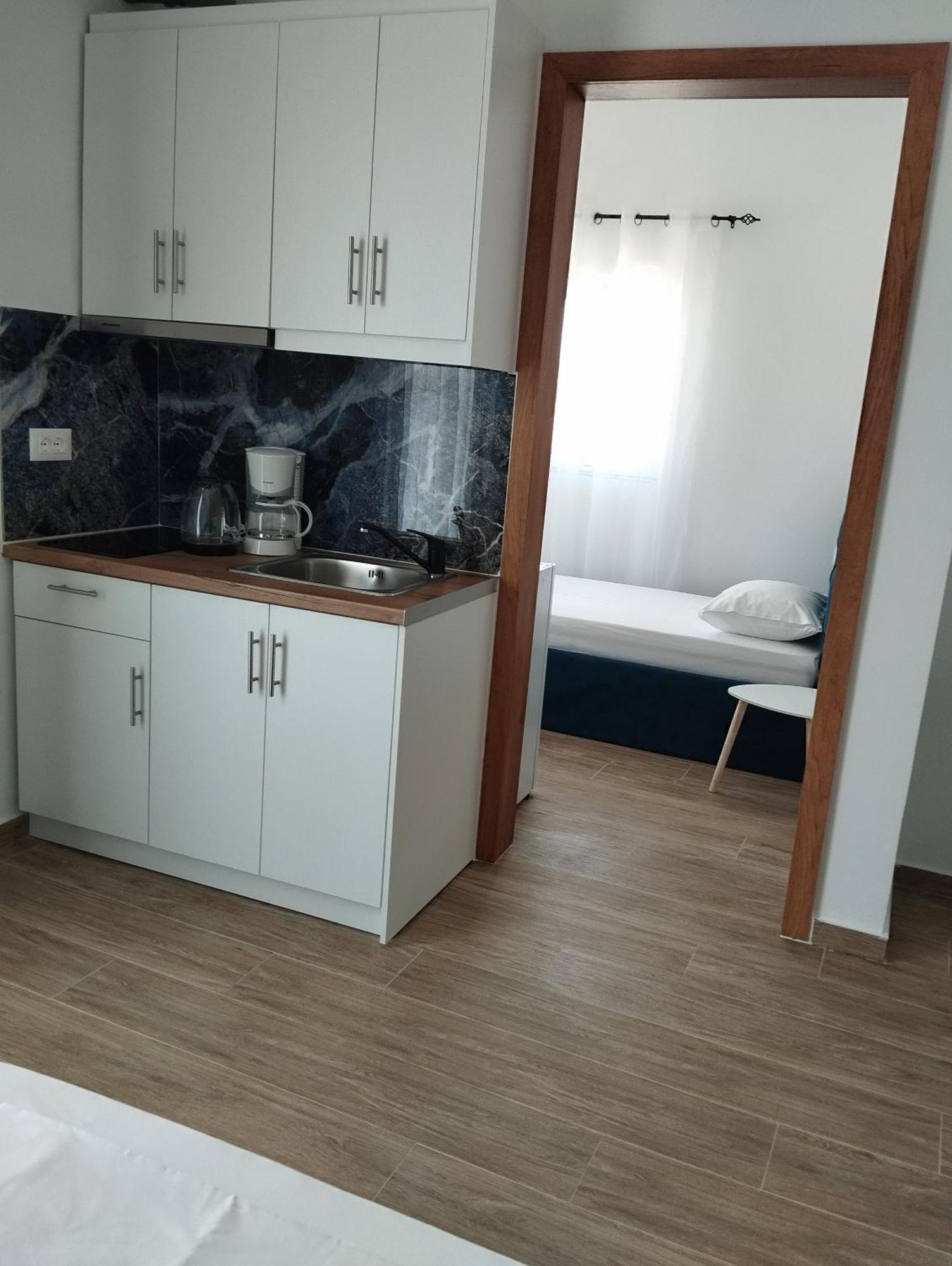 Amente Apartaments Ksamil Esterno foto