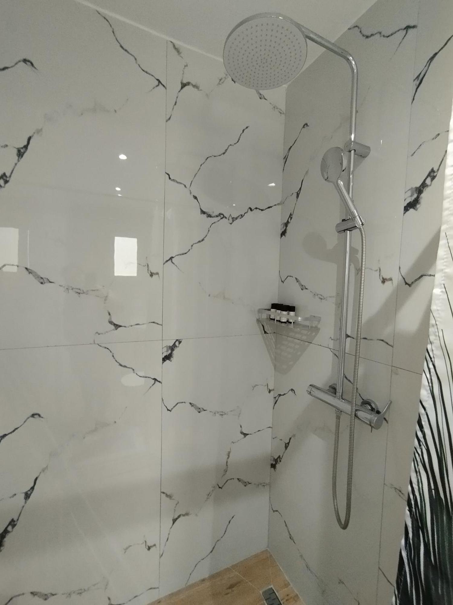 Amente Apartaments Ksamil Esterno foto